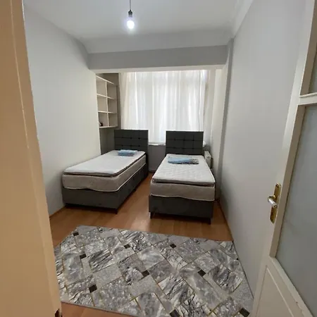 Aktez Emlak 아파트 *